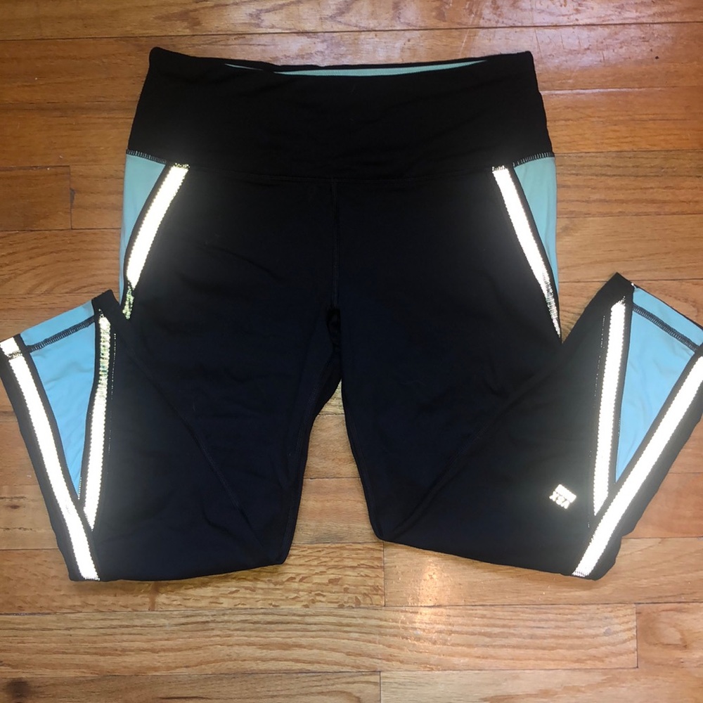 Victorias Secret Sport capris